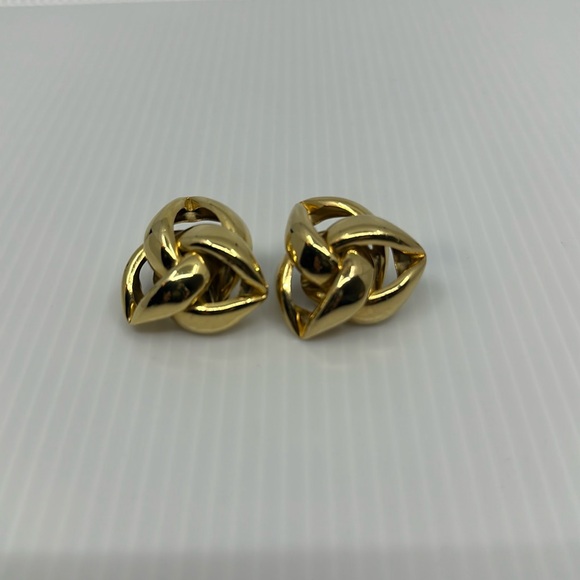 Vintage Givenchy twist goldtone clip earrings - Picture 1 of 12